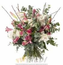 ziedu piegāde: VIP Ziedu Pušķis nr 24: 252.00 €