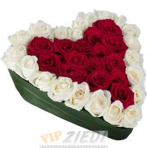 ziedu piegāde: Mīlestības simbols: 95.00 €